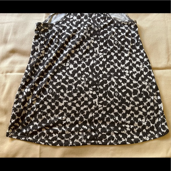 Volcom "Animal Style" Tank - Animal Print - Flowy Scoop Neck High Lo - Junior XL - Picture 7 of 16